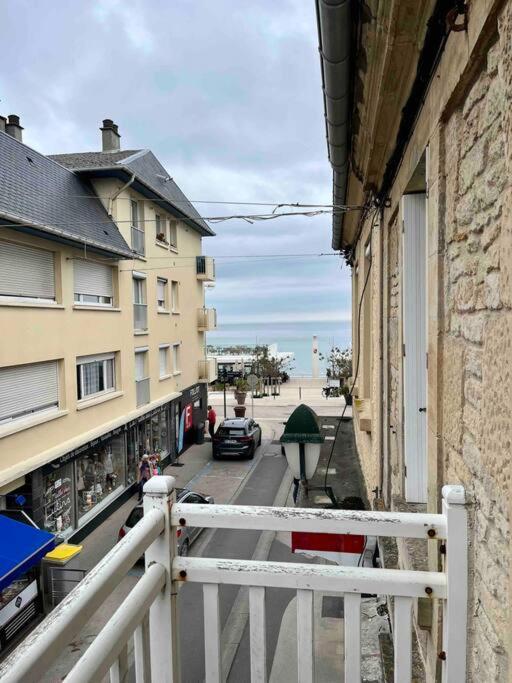La Petite Baleine, Appt A 50M De La Plage Luc-sur-Mer Esterno foto
