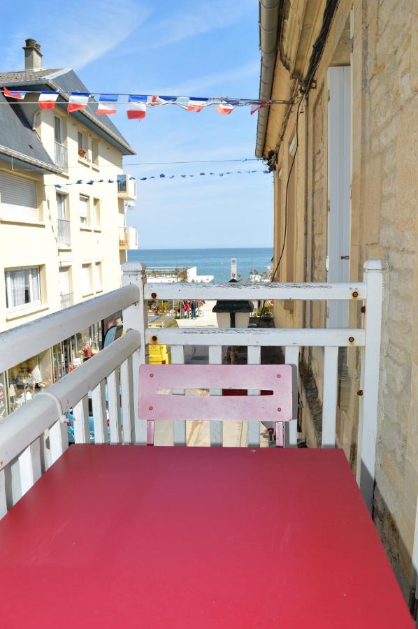 La Petite Baleine, Appt A 50M De La Plage Luc-sur-Mer Esterno foto